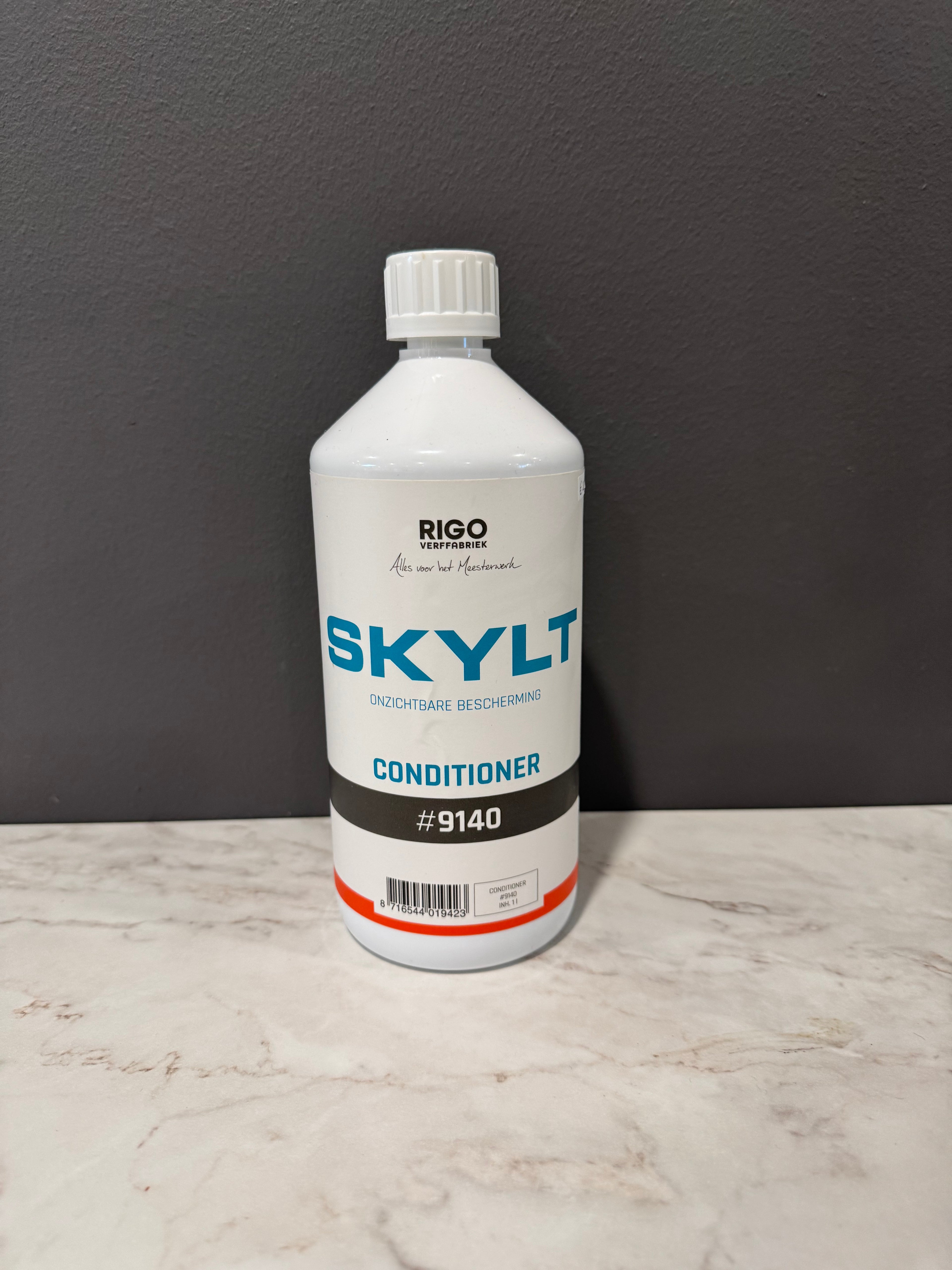 Skylt Vloer Conditioner | Onzichtbare Bescherming | Herstelt & Verzorgt Mat Lak | 1 Liter